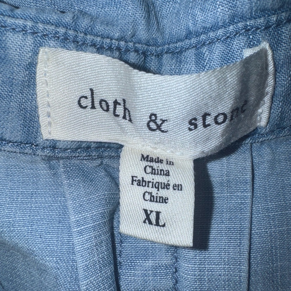 Cloth & Stone Light Blue Button Down Shirt - Picture 5 of 6